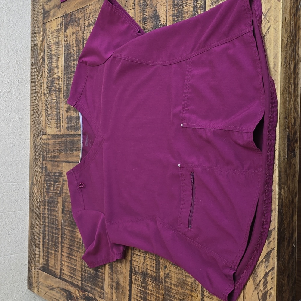 Womens maroon scrubstar scrubs XL